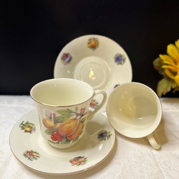 Set Of 2 Vintage Formalities By Baum Brothers Fruit Footed Cups & Saucer Set EVC - Picture 9 of 13
